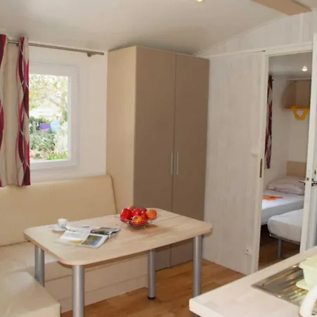 - Ccaibdf Κάμπινγκ